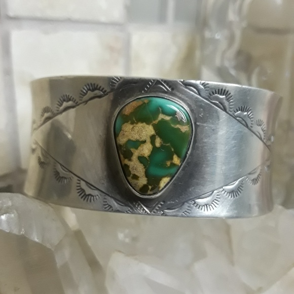 🚫SOLD🚫Vtg Sterling Native American Cuff - Picture 1 of 5